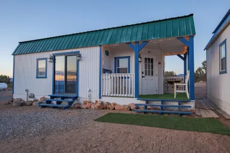 The Eagle's Nest: Experience Arizona Agritourism