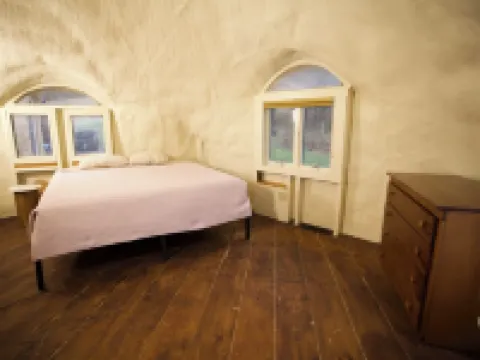 Mountain Sanctuary Dome Rustic Solitude 5BR 本寧頓酒店