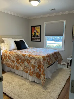 Centrally Located Family and Pet-Friendly Brookside/Gathering Place Home Hotels near Teaching Garden at Woodward Park