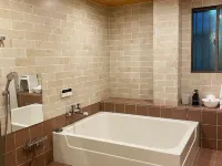 春日旅館-Kasuga Ryokan- 名張のホテル