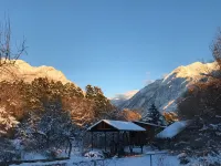 Utah Large Ski Home on access road to Alta / Snowbird- on ski bus route