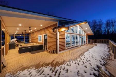 Catskills Mountain Retreat: Luxury Meets Serenity