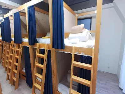 (Male Only)BEE-HIVE Sugamo 스가모역 주변 호텔
