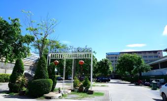 Maihom Resort Hotel