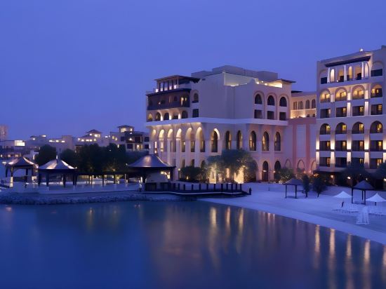 Traders Hotel，Qaryat AI Beri, Abu Dhabi