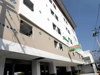 Poomsiri Place Hotel di Sawai Chik