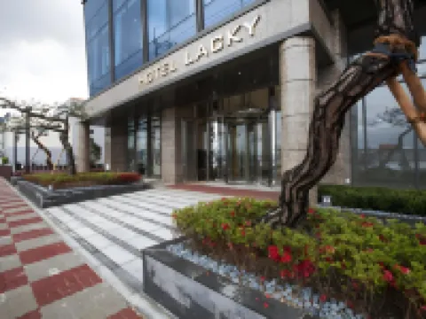 ホテル ラッキー クァンヤン 光陽市のホテル