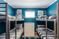 Newly Renovated Snowshoe Summit Condo 101A 3BR/2BA Near Ski Village W/Parking!