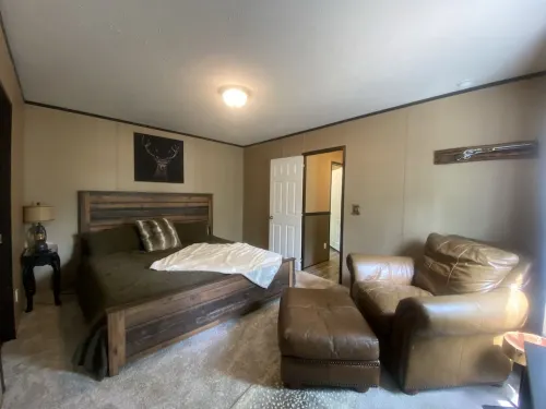 Waterfront Nature Oasis Right off the Interstate