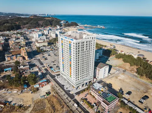 LE BLEU NAKSAN HOTEL