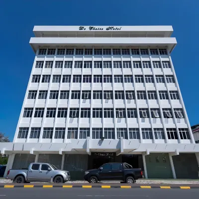 De Choice Hotel Hotel berhampiran Sri Tanjung Baptist Church @ Jalan Kuhara, Tawau