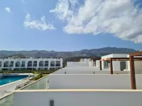 Beachfront Penthouse Studio Apartment, Eco Wellness Resort, Heated Pool