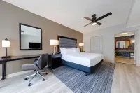 Homewood Suites by Hilton Nashville Vanderbilt - balcón