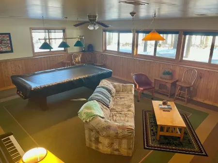 The Clear Lake Island Hideaway