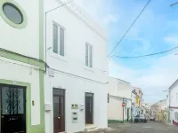 Surfers Inn 2