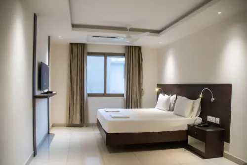 S V Grand Hotels in Odanthurai