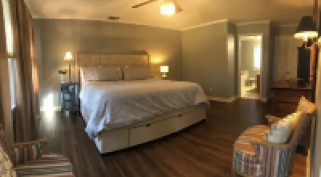 A beautiful home in a quiet neighborhood!