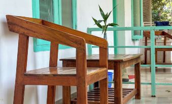 Molly's Hostel