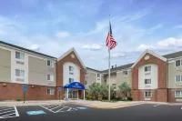 Candlewood Suites Washington-Fairfax Hotels in Fairfax