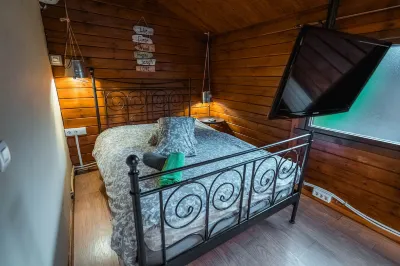 Fuente del Lobo Glamping & Bungalows - Adults Only Hotel a Vega de Granada