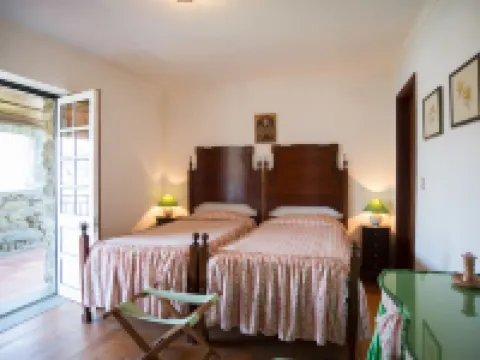 Casa Dos Varais, Manor House Hotels in Cambres