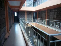 Pinnacle Guest House فنادق في Mwingi