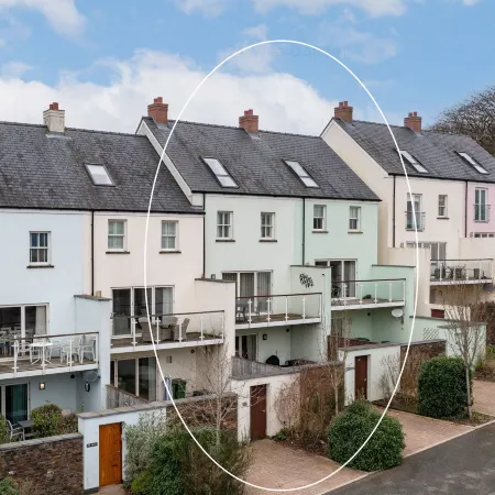 Maes-Y-Berllan - Close to Village and Beach