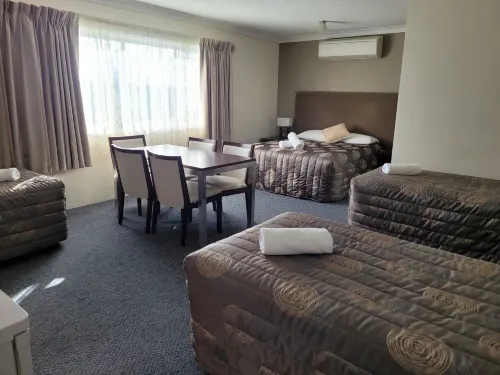 Titania Motel Hotels in Oberon