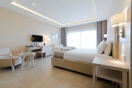 Maritim Antonine Hotel & Spa Отели рядом с достопримечательностью «Mellieha Beach»