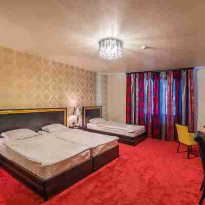 Hotel Elegance Rooms