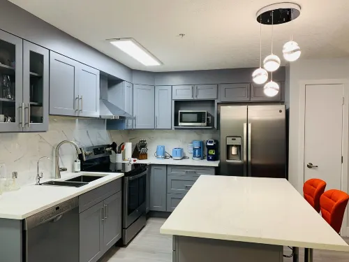 Luxurious One Bedroom Suite WindTower - 4-Star