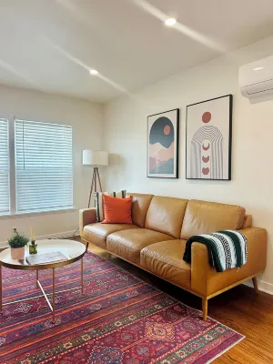 Luxe Cozy Home near LAX, Beaches, SoFi