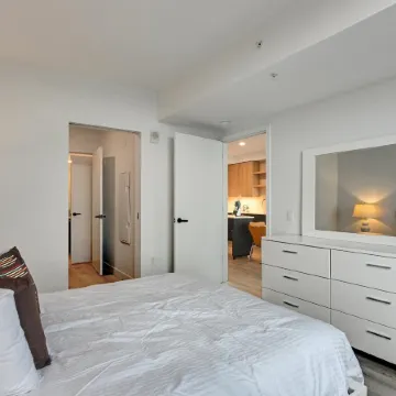 Global Luxury Suites at Town Center