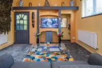 Clouds - 1 Bedroom Holiday Home - Milford Haven