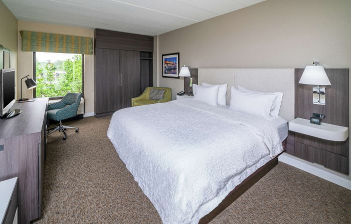 Hampton Inn & Suites Valley Forge/Oaks