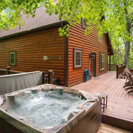 Iron Mountain Lodge 3 Bedroom Cabin by RedAwning