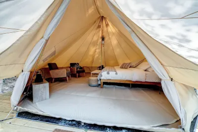 Firefly Ridge Luxury Retreat Hotels in Berkeley Springs
