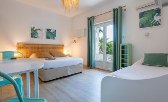 Hôtel Almanarre Plage - Hôtel Eco-Responsable Face à la Mer
