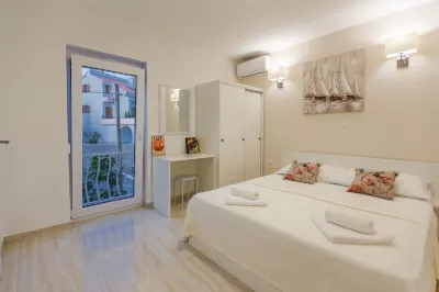 Apartmani Kristijan - Studio Apartment 2 Hôtels à : 