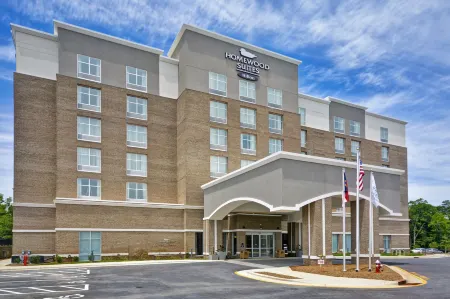 Homewood Suites by Hilton Raleigh Cary I-40 Отели рядом с достопримечательностью «Aspen Center»
