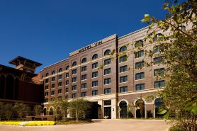 Hotel Vin, Autograph Collection