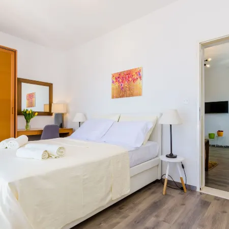 Apartments Knego
