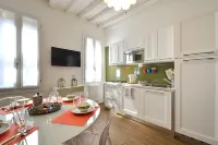 Gold Hotels in Venice