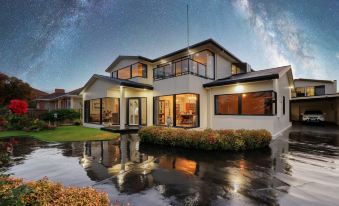 Birchwood, Devonport Self-Contained Self Catering Accommodation