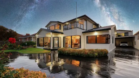 Birchwood, Devonport Self-Contained Self Catering Accommodation