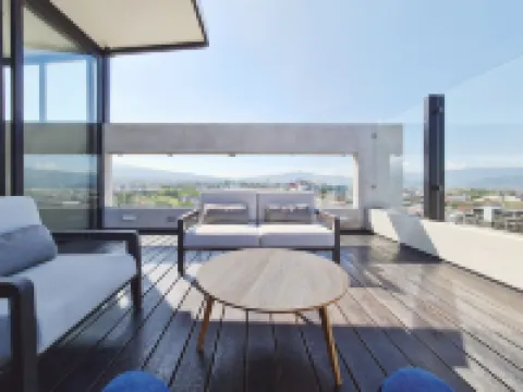 Bee Suites San Jose - Escalante