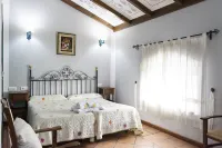 Hospedium Hotel Rural Soterraña Hotels in Tierra de Trujillo