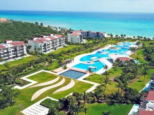 Mareazul Beach Front Condos at Playa del Carmen