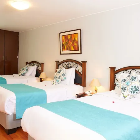 Hotel Los Tambos Colonial