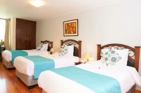 Hotel Los Tambos Colonial